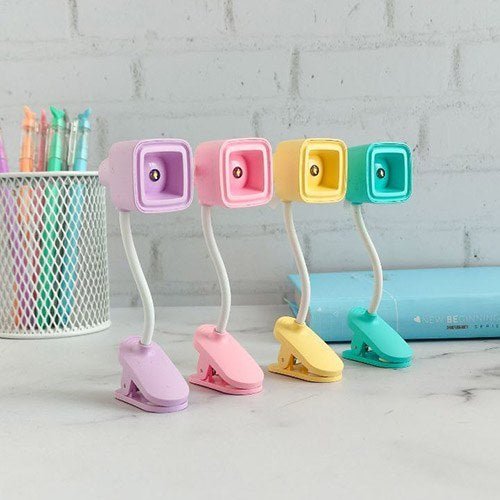 MINI csíptethető olvasó LED lámpa, elemes, több fajta szín és forma - Leddy.hu