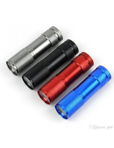 Elemes LED zseblámpa, zöld/piros/kék/fekete színbe, 3xAAA (nem tartozék) - Leddy.hu