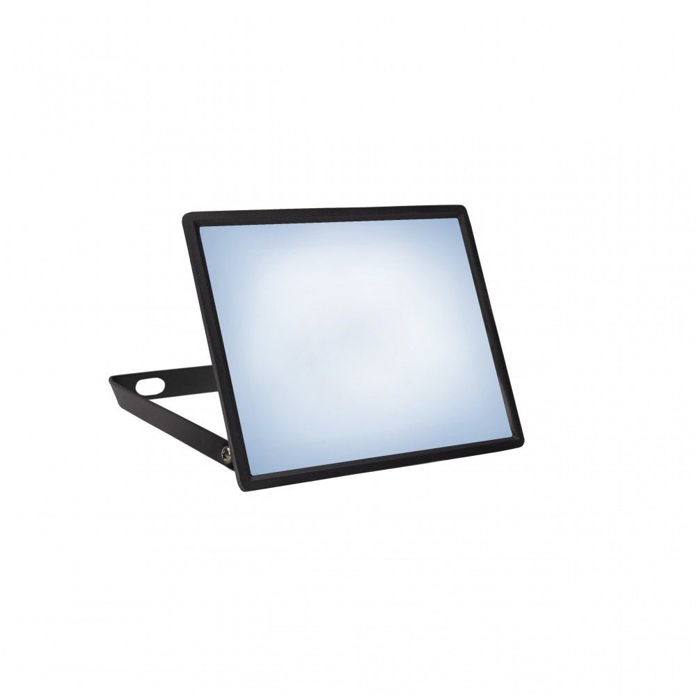50W Klasszikus LED reflektor fekete színű 6000K 4700lm IP65 - Leddy.hu