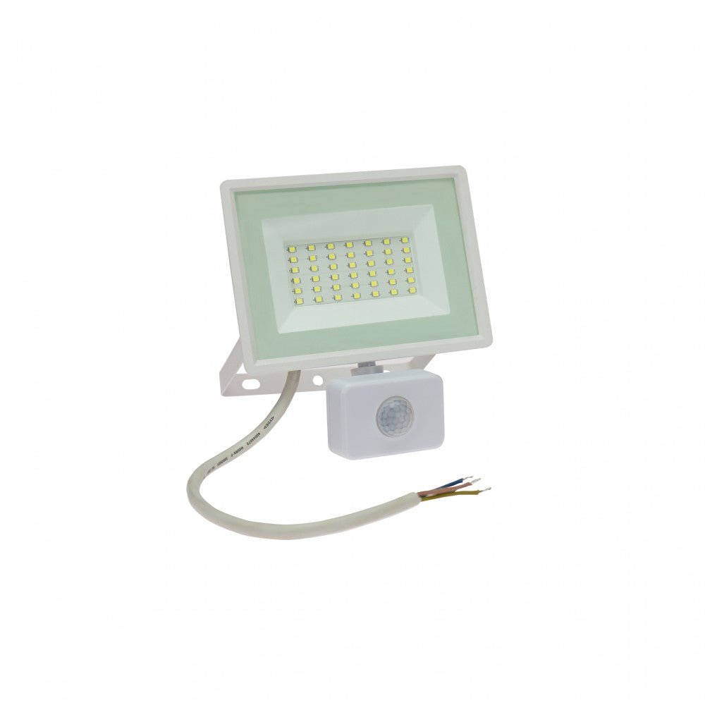 Mozgásérzékelős LED reflektor, fehér színű, 30 W, 3000 K - Leddy.hu