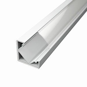 Sarok LED profil fehér színű + víztiszta fedő - Leddy.hu