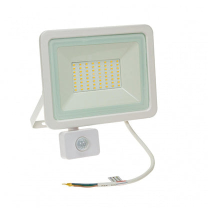 Mozgásérzékelős LED reflektor, fehér színű, 50 W, 6000 K - Leddy.hu